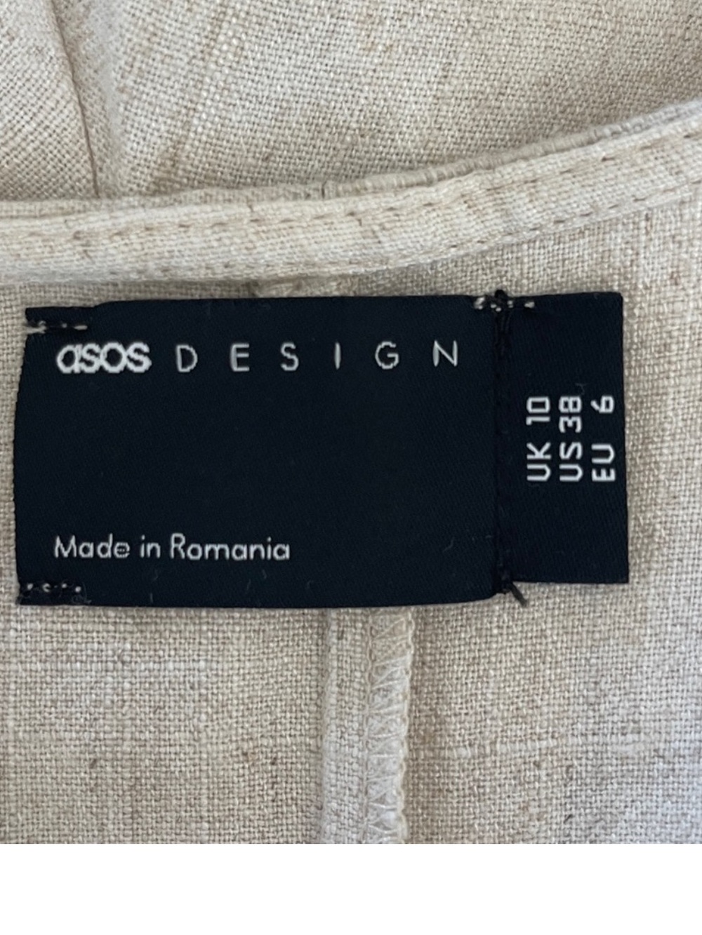 ASOS DESIGN Cream Long-Sleeve Button Front Elastic Waist Jumpsuit EUC Size 6 - Picture 6 of 6